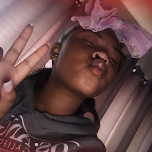 Meet your Posher, Kay shilo